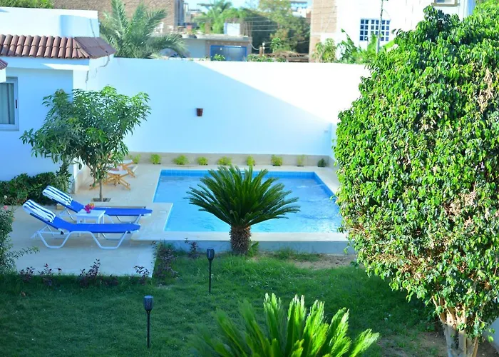 Luxor Rose Villa